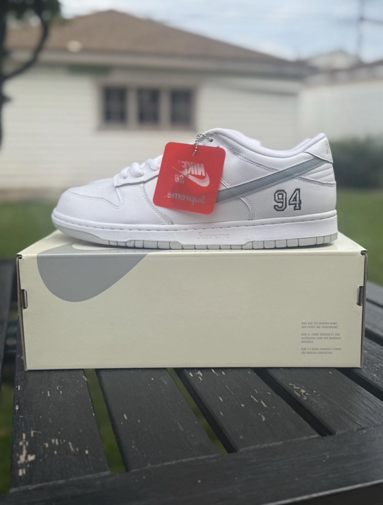Nike Dunk SB Low 94 Supreme White Men’s Size 12