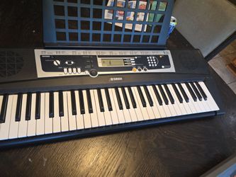 Keyboards Yamaha and Casio