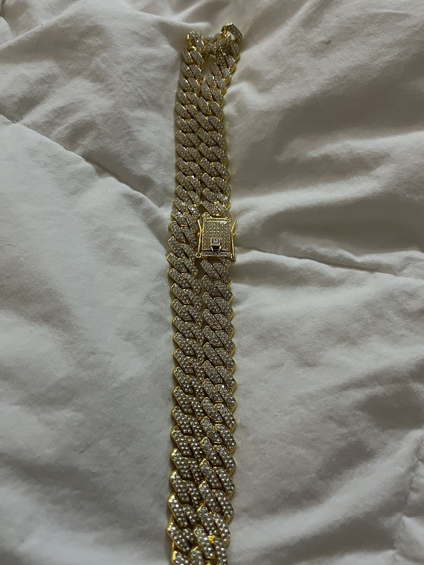 Iced gold miami link chain