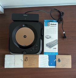 iRobot Braava jet m6 Smart Robot Mop with Dock, Pads and Manual