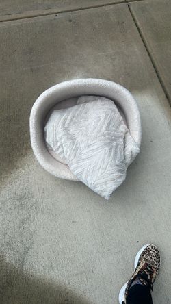 Dog Bed Blanket  Like New  Used Once $20.