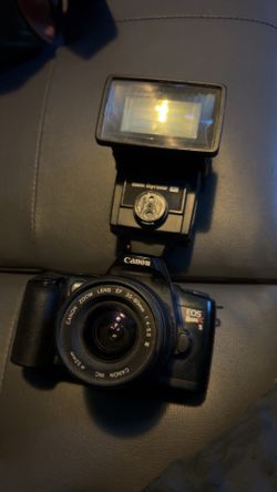 Canon EOS Rebel XS Camera