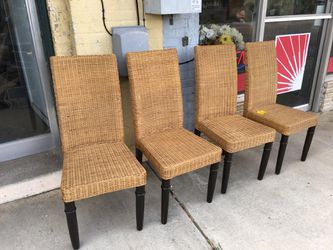4 wicker Chairs