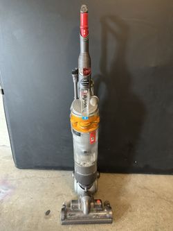 Dyson Slim Rollerball Vacuum 