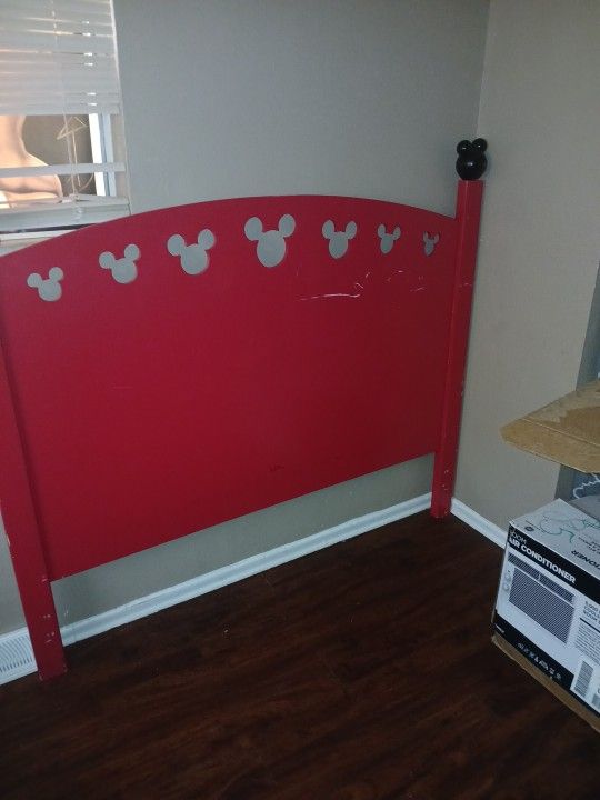 MiCKEY MOUSE HEADBOARD