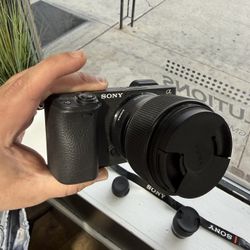 Sony A6400 With 2 Sigma Lense 