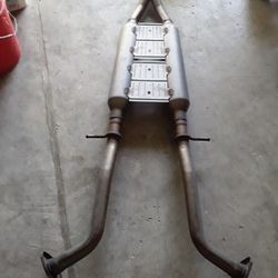 20300-JK60A Infiniti Center Exhaust Assembly