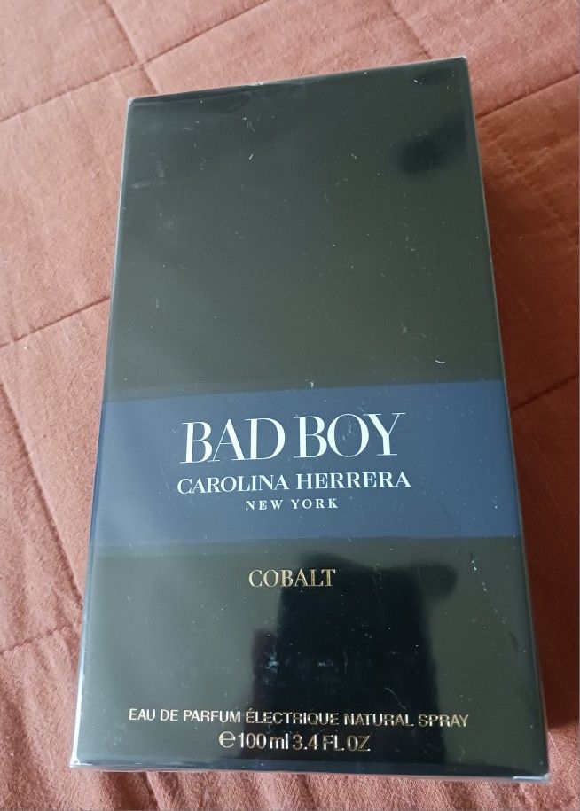 Perfume Nuevo BADBOY Carolina Herrera 3.4 OZ $70 Precio Firme 