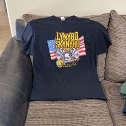 Size,XL Lynyrd Skinner Last Of The Street Survivors Farewell Tour T-Shirt
