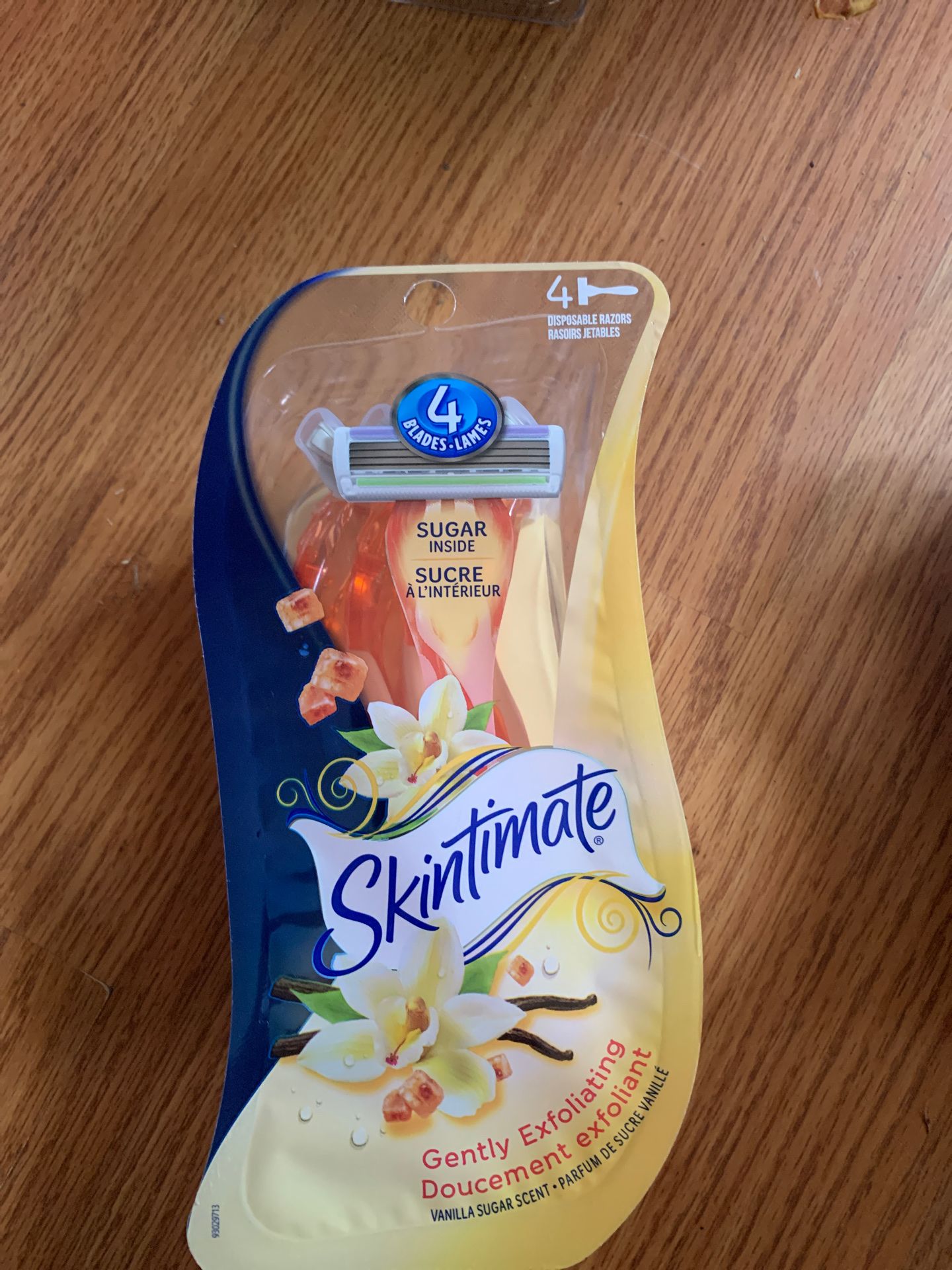 Skintimate women razor $4