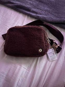 Lululemon Athletica belt bag