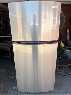 Frigidaire Fridge