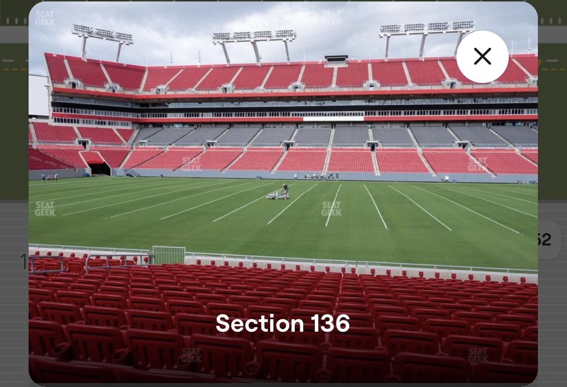 buccaneers commanders tickets goes for around 500$