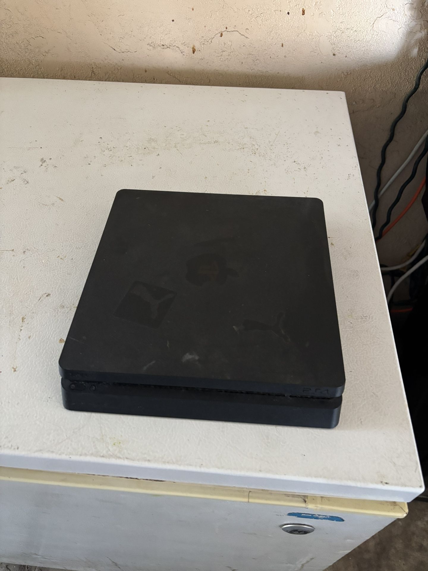 PS4 Slim