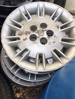 Set of hub caps for Chrysler 15 and up