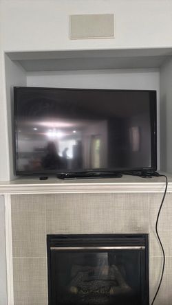 Sharp flat screen tv