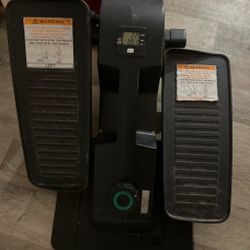 Cubii under desk elliptical
