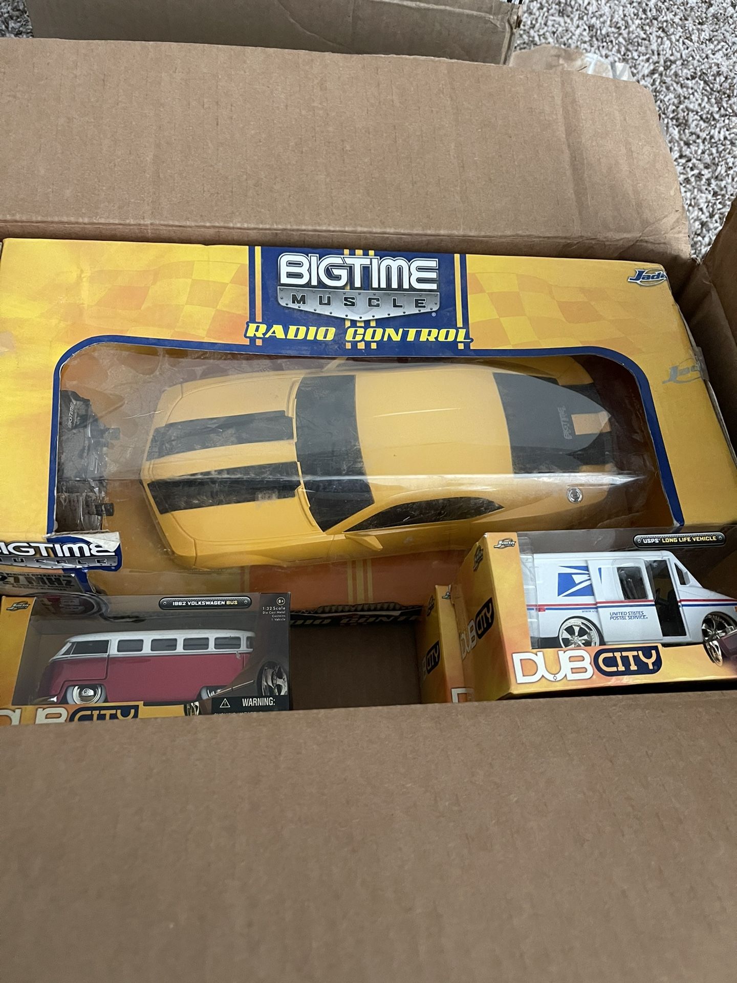 Jada Toys BigTime Muscle, Dub City Cars Plus DubCity Rc Camaro
