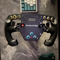 Fanatec Sim Racing Gear ***NEED GONE***