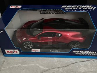 Bugatti Divo 1:18 diecast car Maisto. Red & Black