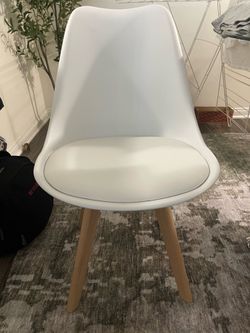Four dining chairs