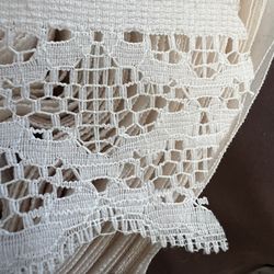Ruffles Lace Trim 2 !inches In Width 