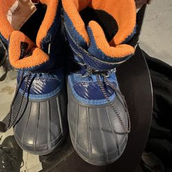 Boys Snow Boots Size 13