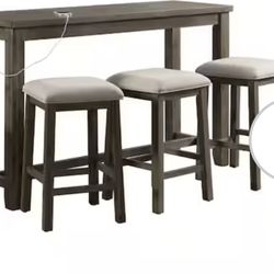 Breakfast Nook With Charging Ports  (Cash Or Cashapp Only)Price In Description 