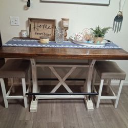 Beautiful Dinning Table With Two Stools Very New Never Use.
