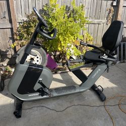 Hurry Hurry Don’t Miss Out On This Steal!!! 🚴‍♂️ Horizon Comfort Recumbent Exercise Bike – Great Condition! 🚴‍♀️ For The Low