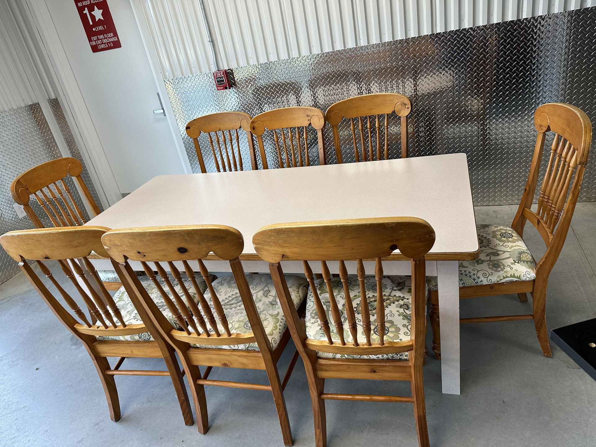 dinning table heavy with 8 chairs wooden