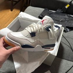 Jordan 4 Sb Navy’s 