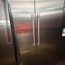 42” Thermador Built In Stainless Steel Refrigerator 