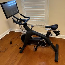 EXERCISE BIKE ( STRYDE)