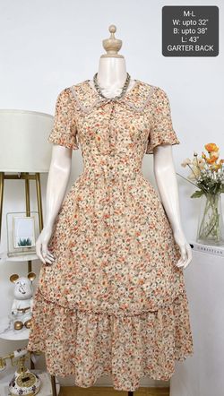 🌼 Vintage Peach Floral Tiered Dress 🌼 ( ACTUAL PHOTO)