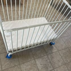 Foldable Crib