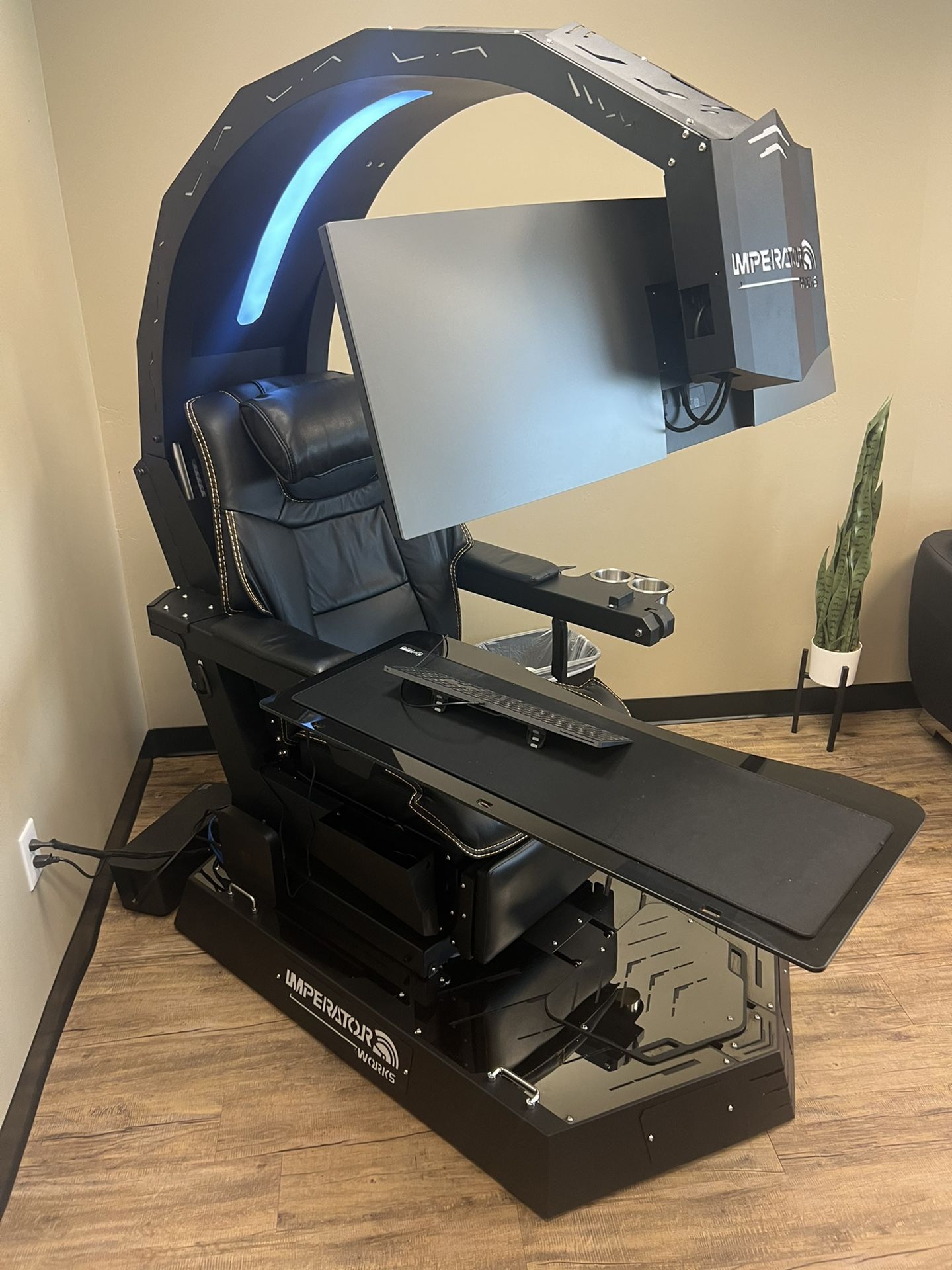 Imperatorworks IWR1 Zero Gravity Workstation for Sale in Scottsdale, AZ