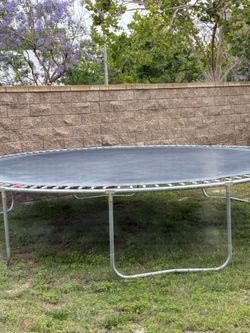 Free Trampoline