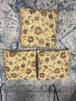 Decorative throw pillows / accent pillows