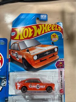 Hot Wheels 1972 Datsun Sunny Coupe