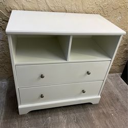 Small White Dresser - Nightstand - 30” Tall - TV Stand - Local Delivery Available For a Fee - See My Other Items 😀
