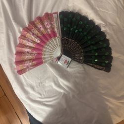 Hand holder fans