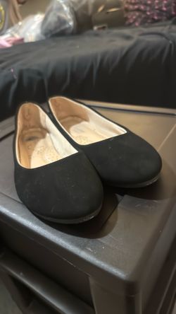 Women’s flats