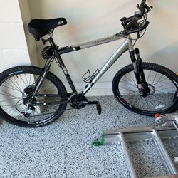 Trek 4900 mountain bike best sale for sale