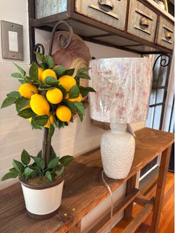 New shabby Rose table lamp