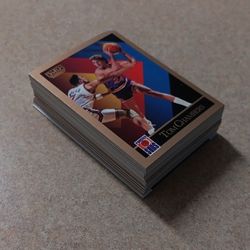 Great Condition! Basketball Trading Cards For Sale.  PLEASE CHECK OUT ALL MY OFFERS.  THANK YOU 😊 