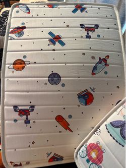 Toddlers mattress for playpen