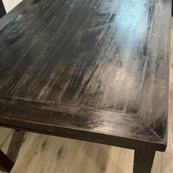 Dining Room Table 