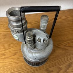 Greenlee H4665a Water Pump,Hyd,2 In Outlet,275 Gpm Max, broken handle see pics