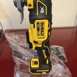 Dewalt Oscillating multitool Dcs 356 Three Speeds Brand New